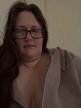 Snapshot of Foxy_Evie40XO chatting on 8, 2, 2025 Foxy Evie40XO online show from 8, 2, 2025