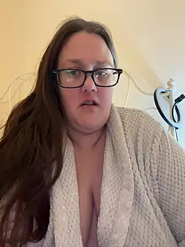 Snapshot of Foxy_Evie40XO chatting on 17, 2, 2025 Foxy Evie40XO online show from 17, 2, 2025