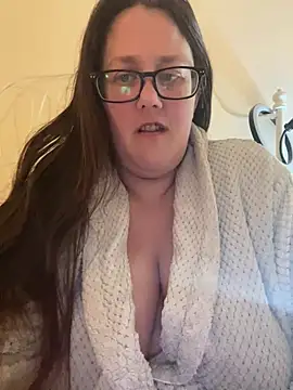 Snapshot of Foxy_Evie40XO chatting on 2, 3, 2025 Foxy Evie40XO online show from 2, 3, 2025