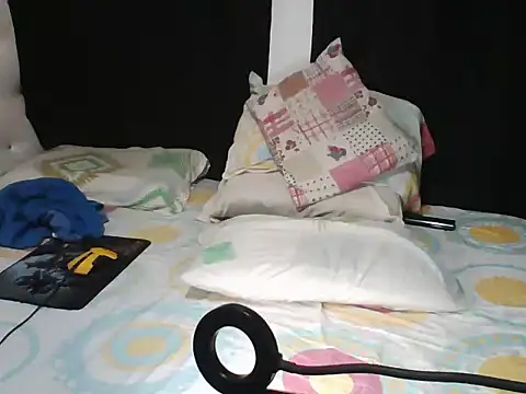 fabyxx07 online show from 25, 12, 2024