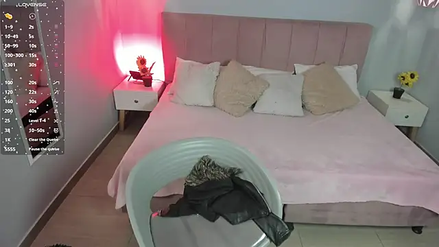 Snapshot of Carol_Pinter chatting on 13, 11, 2025 Carol Pinter online show from 13, 11, 2025