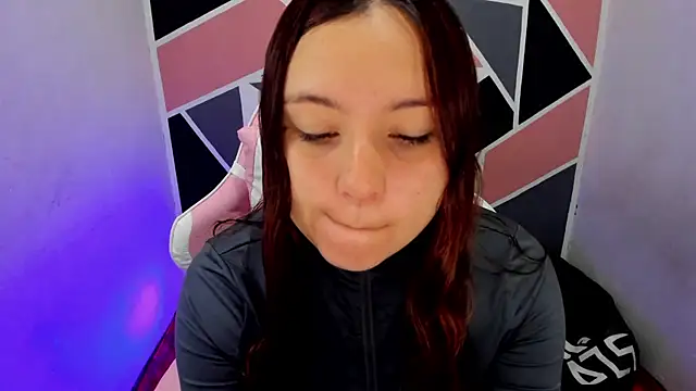 Snapshot of Carol_Pinter chatting on 24, 11, 2025 Carol Pinter online show from 24, 11, 2025