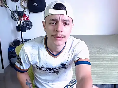 Snapshot of PaleVibes chatting on 14, 6, 2026 PaleVibes online show from 14, 6, 2026