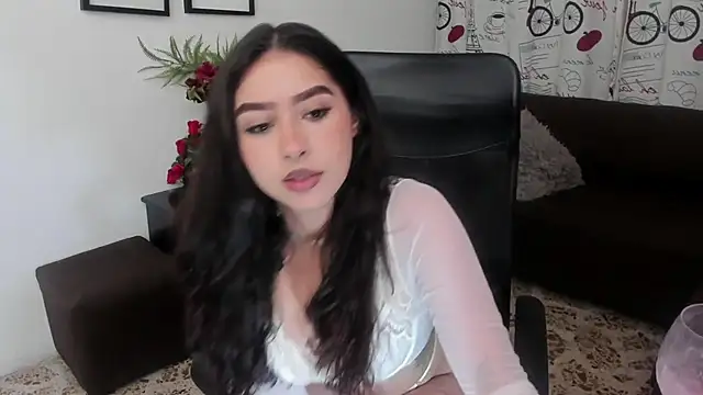 Snapshot of Danielacossio chatting on 28, 9, 2025 Danielacossio online show from 28, 9, 2025