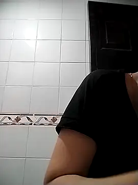 Lucianaferro  online show from 1, 4, 2026