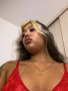 Snapshot of EmberEyes_999 chatting on 26, 12, 2024 EmberEyes 999 online show from 26, 12, 2024