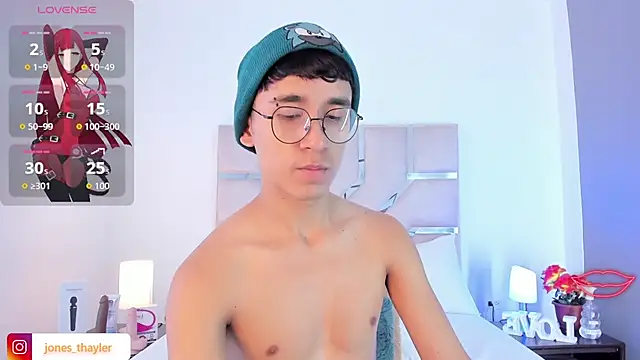 Thayler jones online show from 11, 1, 2026