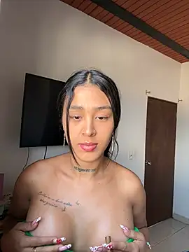 paisitahot1975 online show from 21, 1, 2025