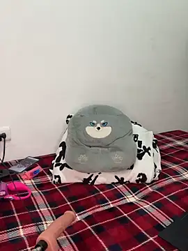 paisitahot1975 online show from 8, 11, 2025