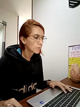 your red rose  online show from 28, 2, 2025