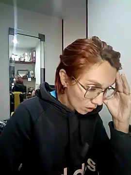 your red rose  online show from 28, 2, 2025