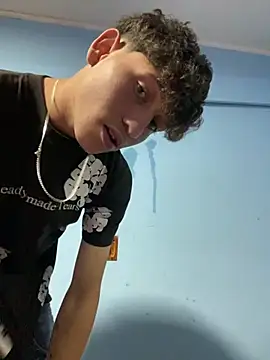 Snapshot of LatinBoysxxx chatting on 18, 5, 2026 LatinBoysxxx online show from 18, 5, 2026