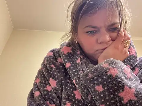 SkyAdelina241 online show from 22, 1, 2025