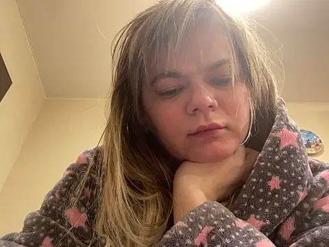 SkyAdelina241 online show from 23, 1, 2025