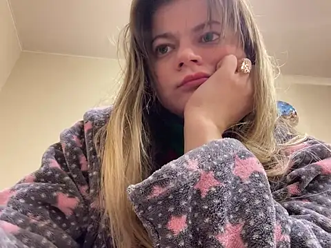 SkyAdelina241 online show from 31, 1, 2025