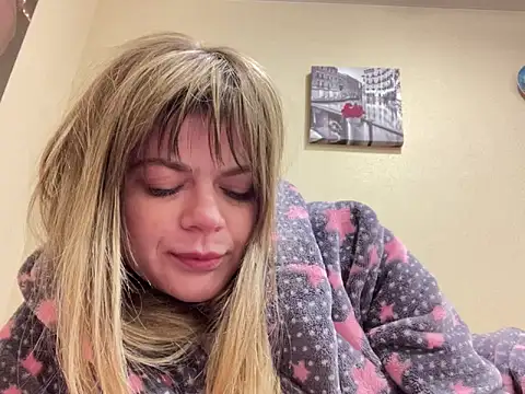 SkyAdelina241 online show from 6, 2, 2025