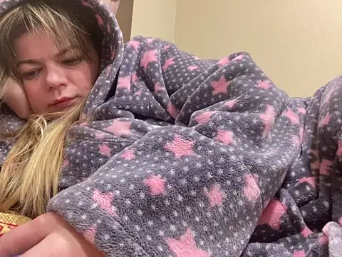 SkyAdelina241 online show from 10, 2, 2025