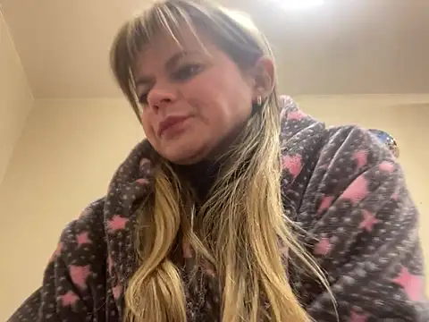 SkyAdelina241 online show from 10, 2, 2025