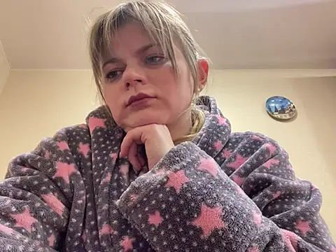 SkyAdelina241 online show from 22, 2, 2025