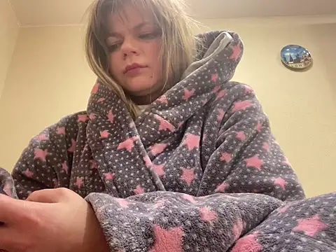 SkyAdelina241 online show from 6, 3, 2025