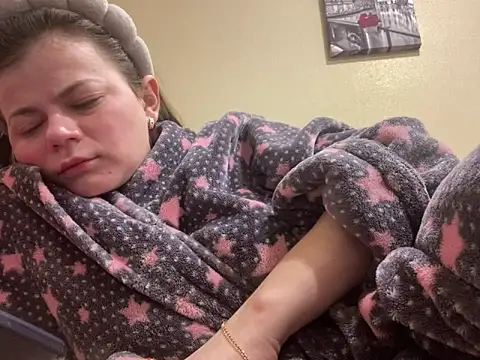 SkyAdelina241 online show from 8, 3, 2025