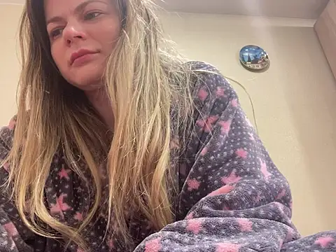 SkyAdelina241 online show from 12, 3, 2025