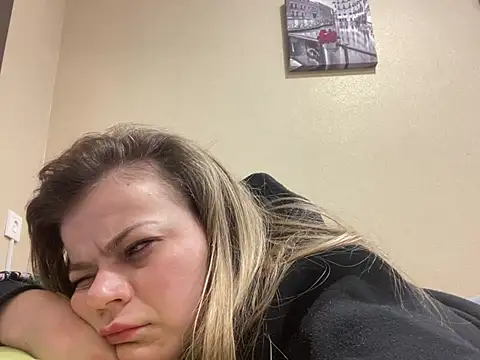 SkyAdelina241 online show from 15, 3, 2025