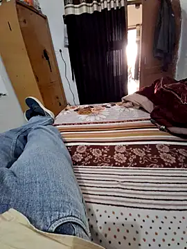 Snapshot of menakshiiikaur chatting on 18, 12, 2024 menakshiiikaur online show from 18, 12, 2024