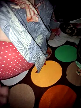 Snapshot of menakshiiikaur chatting on 3, 3, 2025 menakshiiikaur online show from 3, 3, 2025