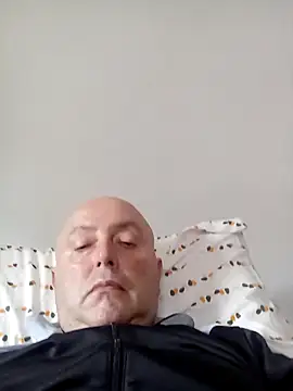 Snapshot of Necas197 chatting on 20, 10, 2025 Necas197 online show from 20, 10, 2025
