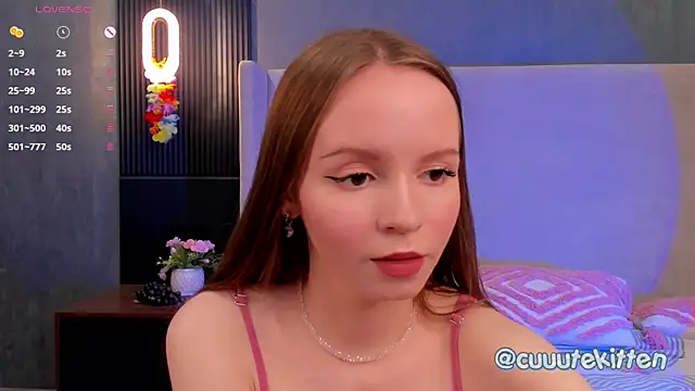 AlodiaHamblett online show from 8, 10, 2025