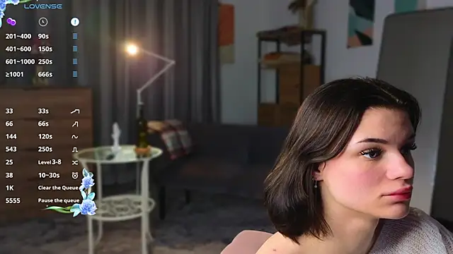 MimiLoll online show from 27, 2, 2025