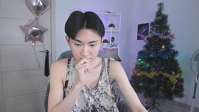 Snapshot of Miram_Yu chatting on 7, 1, 2025 Miram Yu online show from 7, 1, 2025