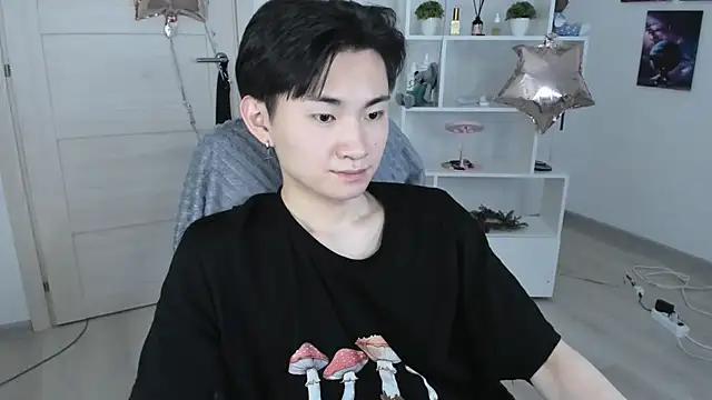 Snapshot of Miram_Yu chatting on 25, 1, 2025 Miram Yu online show from 25, 1, 2025