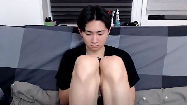 Snapshot of Miram_Yu chatting on 30, 1, 2025 Miram Yu online show from 30, 1, 2025