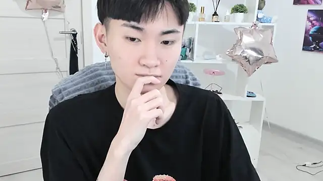 Snapshot of Miram_Yu chatting on 11, 2, 2025 Miram Yu online show from 11, 2, 2025