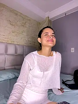 HannaRhodes online show from 30, 10, 2025