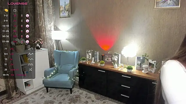 DarleneHatt online show from 3, 3, 2025