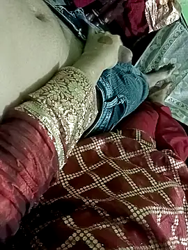 Snapshot of QUEEN-X-CPL chatting on 20, 2, 2025 QUEEN-X-CPL online show from 20, 2, 2025