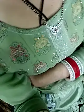 Snapshot of QUEEN-X-CPL chatting on 26, 2, 2025 QUEEN-X-CPL online show from 26, 2, 2025