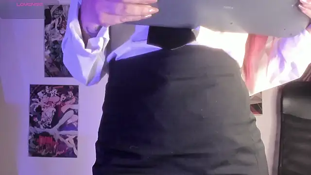 Luna-Chann online show from 28, 2, 2026