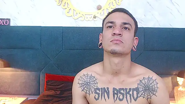 Snapshot of salome_daniel chatting on 24, 10, 2025 salome daniel online show from 24, 10, 2025