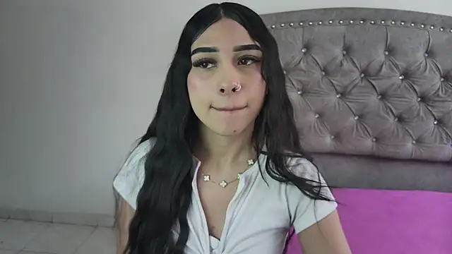 Nesuko kamado  online show from 4, 10, 2025