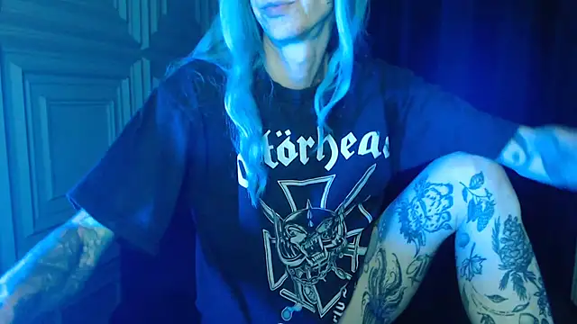 Snapshot of RavenryderUK chatting on 12, 6, 2026 RavenryderUK online show from 12, 6, 2026