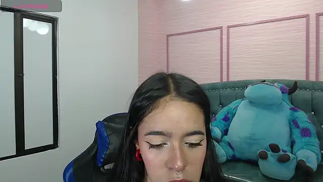 Snapshot of stephania_t chatting on 10, 2, 2025 stephania t online show from 10, 2, 2025