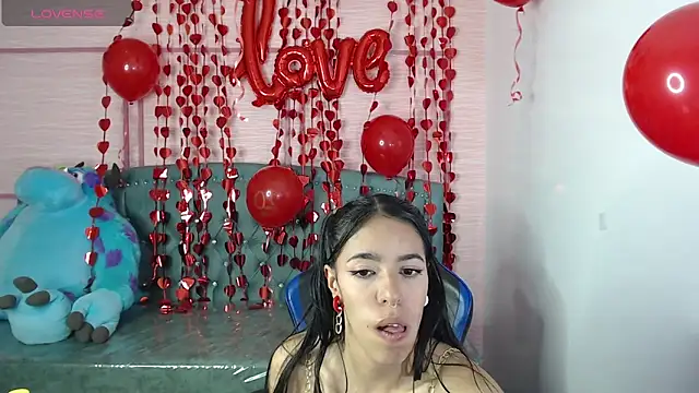Snapshot of stephania_t chatting on 14, 2, 2025 stephania t online show from 14, 2, 2025