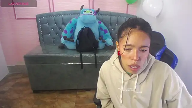 Snapshot of stephania_t chatting on 15, 3, 2025 stephania t online show from 15, 3, 2025