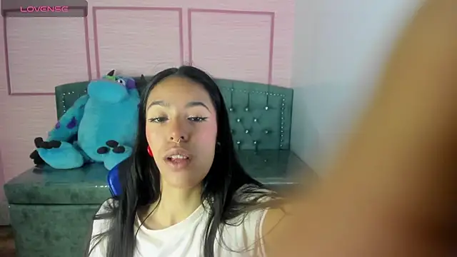 Snapshot of stephania_t chatting on 22, 3, 2025 stephania t online show from 22, 3, 2025