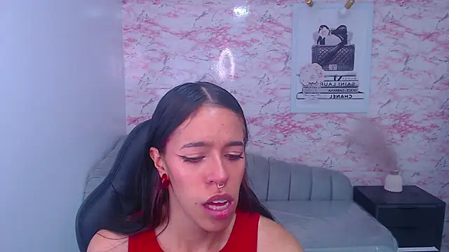 Snapshot of stephania_t chatting on 4, 10, 2025 stephania t online show from 4, 10, 2025