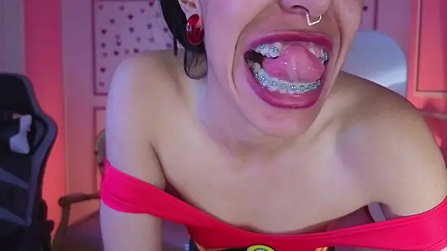 Snapshot of stephania_t chatting on 4, 10, 2025 stephania t online show from 4, 10, 2025